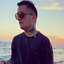 Знакомства: Антон, 33 года, Медвежьегорск