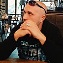 Знакомства: Виктор, 38 лет, Белгород
