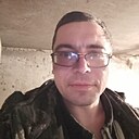 Знакомства: Виктор, 38 лет, Магадан