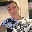 Знакомства: Артем, 32 года, Волгоград