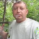 Знакомства: Артём, 31 год, Шахтерск