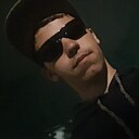 Знакомства: Виталий, 23 года, Курск