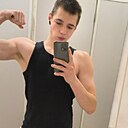 Знакомства: Андрей, 21 год, Москва