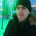 Знакомства: Данил, 20 лет, Аксу