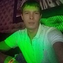 Знакомства: Артем, 37 лет, Братск