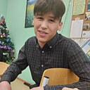 Знакомства: Максим, 23 года, Полевской