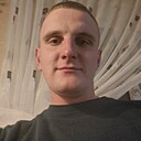 Знакомства: Виктор, 28 лет, Солигорск