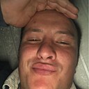 Знакомства: Максим, 31 год, Симферополь