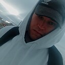 Знакомства: Илья, 33 года, Серов