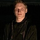 Знакомства: Илья, 28 лет, Валуйки