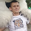 Знакомства: Артём, 32 года, Белово