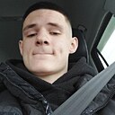 Знакомства: Кирилл, 21 год, Москва
