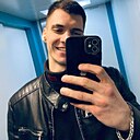 Знакомства: Артем, 25 лет, Лосино-Петровский