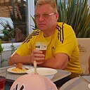 Знакомства: Игорь, 55 лет, Волжский