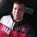 Знакомства: Олег, 32 года, Тюмень