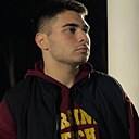 Знакомства: Марат, 20 лет, Москва