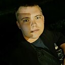 Знакомства: Денис, 24 года, Оренбург