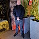 Знакомства: Олег, 32 года, Солигорск