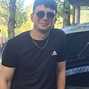 Знакомства: Максим, 31 год, Майкоп