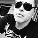 Знакомства: Кирилл, 29 лет, Комсомольск-на-Амуре