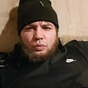 Знакомства: Виктор, 39 лет, Караганда