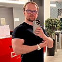 Знакомства: Александр, 25 лет, Москва