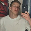 Знакомства: Дмитрий, 20 лет, Новороссийск