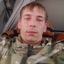 Знакомства: Вадим, 33 года, Солнечнодольск