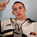 Знакомства: Артемий, 21 год, Москва