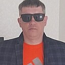 Знакомства: Максим, 42 года, Восток