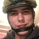 Знакомства: Илья, 24 года, Луганск