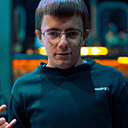 Знакомства: Илья, 22 года, Воронеж