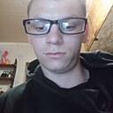 Знакомства: Kiril, 20 лет, Близнюки