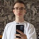 Знакомства: Макс, 20 лет, Саратов