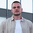 Знакомства: Лев, 28 лет, Волжский