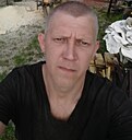 Знакомства: Владислав, 42 года, Муравленко