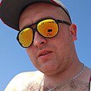 Знакомства: Толик, 34 года, Ижевск