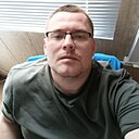 Знакомства: Максим, 30 лет, Охотск