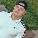 Знакомства: Валерий, 28 лет, Ессентуки