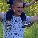 Знакомства: Валентин, 26 лет, Новозыбков