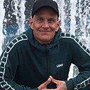 Знакомства: Александр, 43 года, Магадан