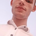 Знакомства: Евгений, 22 года, Павловская