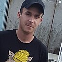 Знакомства: Александр, 32 года, Уссурийск