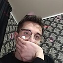 Знакомства: Ашот, 21 год, Апшеронск