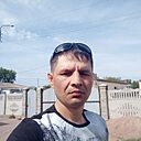 Знакомства: Евгений, 41 год, Макинск