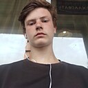 Знакомства: Кирилл, 19 лет, Асино