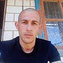 Знакомства: Олег, 31 год, Толочин