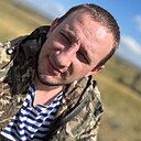 Знакомства: Александр, 28 лет, Алчевск