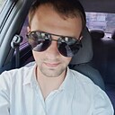 Знакомства: Женя, 29 лет, Снежное