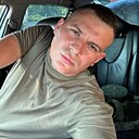 Знакомства: Антон, 32 года, Луганск